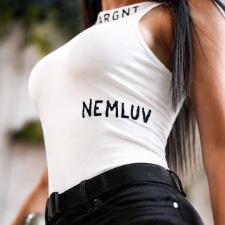 Novinka 🤍 Body nemluv v bílé variantě. 🤩 https://www.madebyarrogant.cz/pro-ni/body-white/