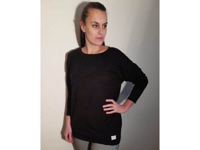 BLACK LONG T