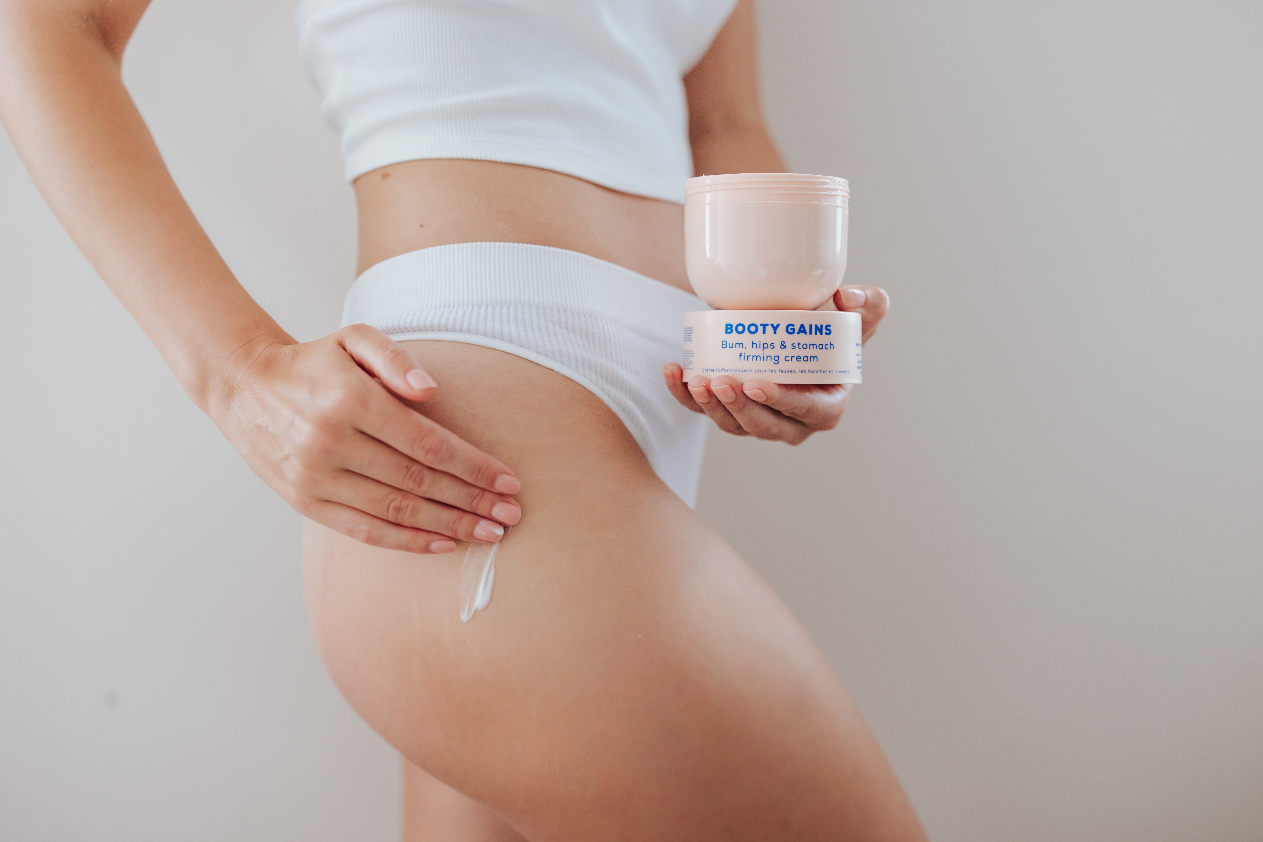 Hot girl summer výbava do každé kabelky | Vogue CS