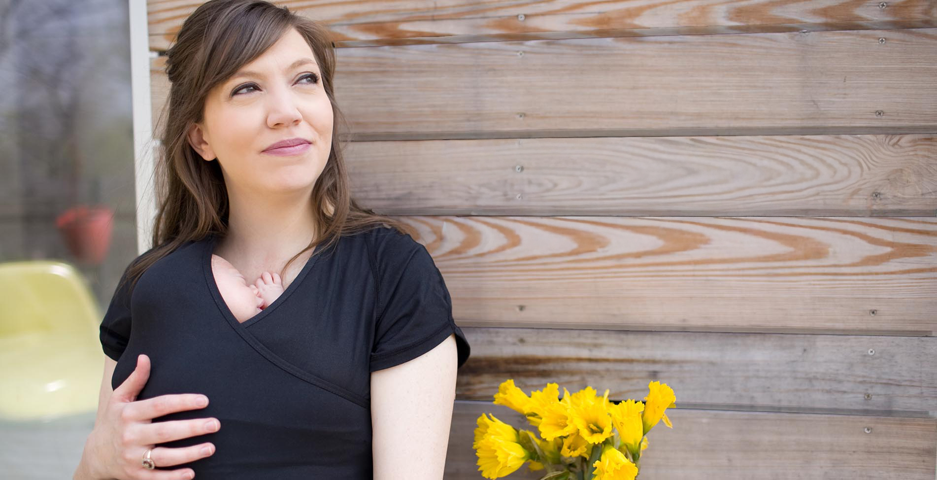 Klokánkování: kontakt kůže na kůži s miminkem + moje zkušenost s tričkem Nuroo