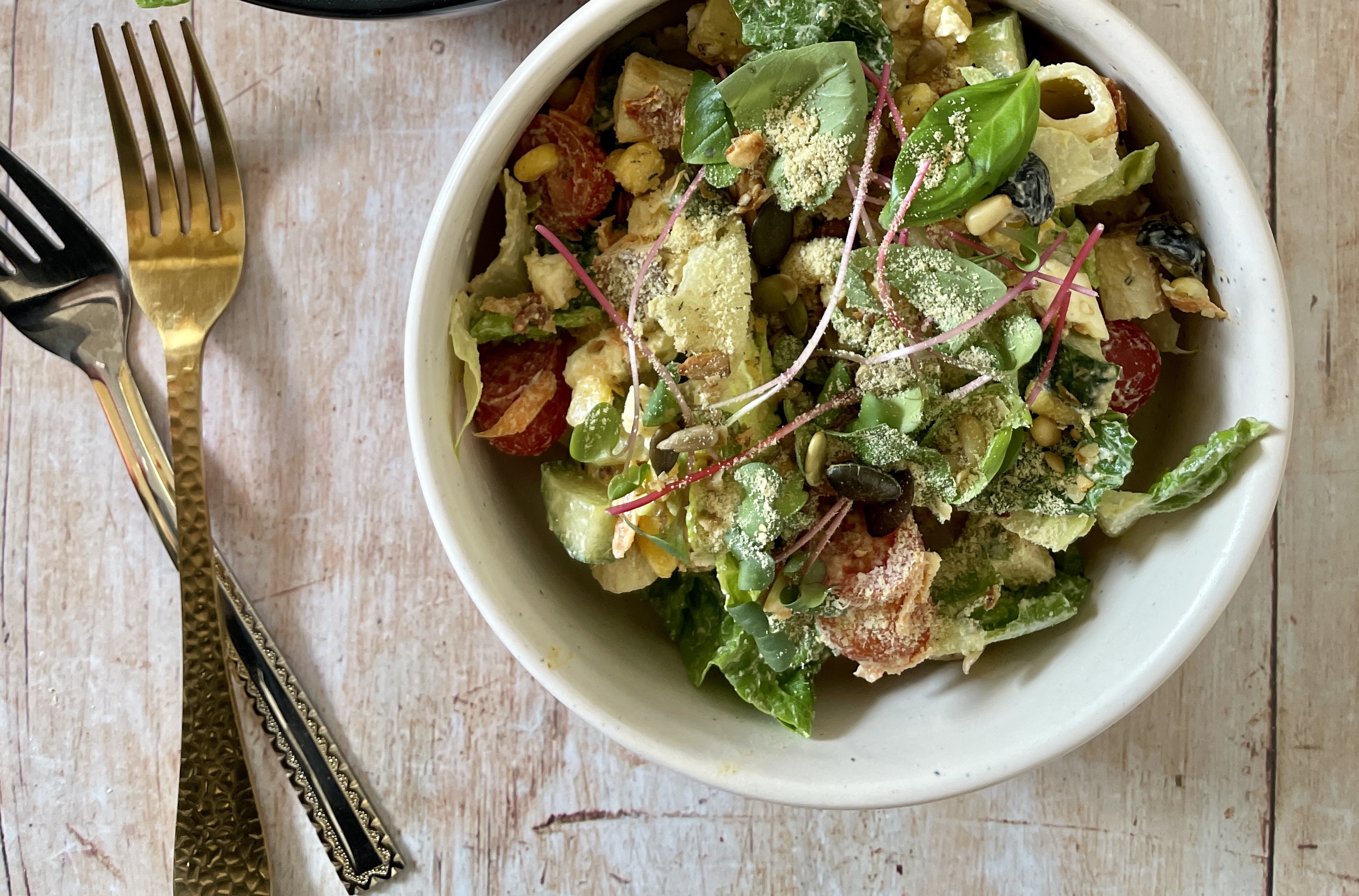 Barevný těstovinový salát by Tereza Havlínová