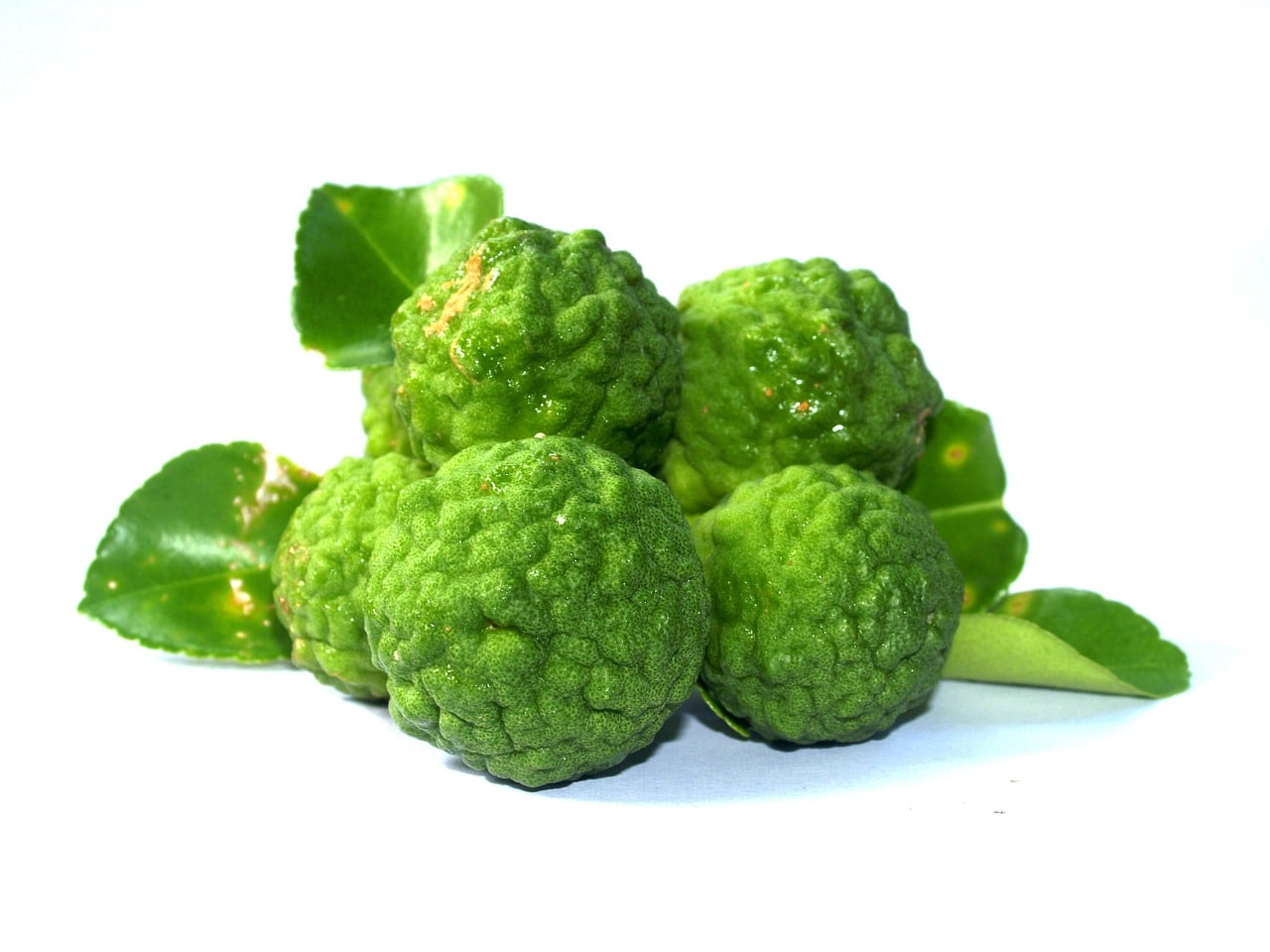 bergamot-1554247_1280-min