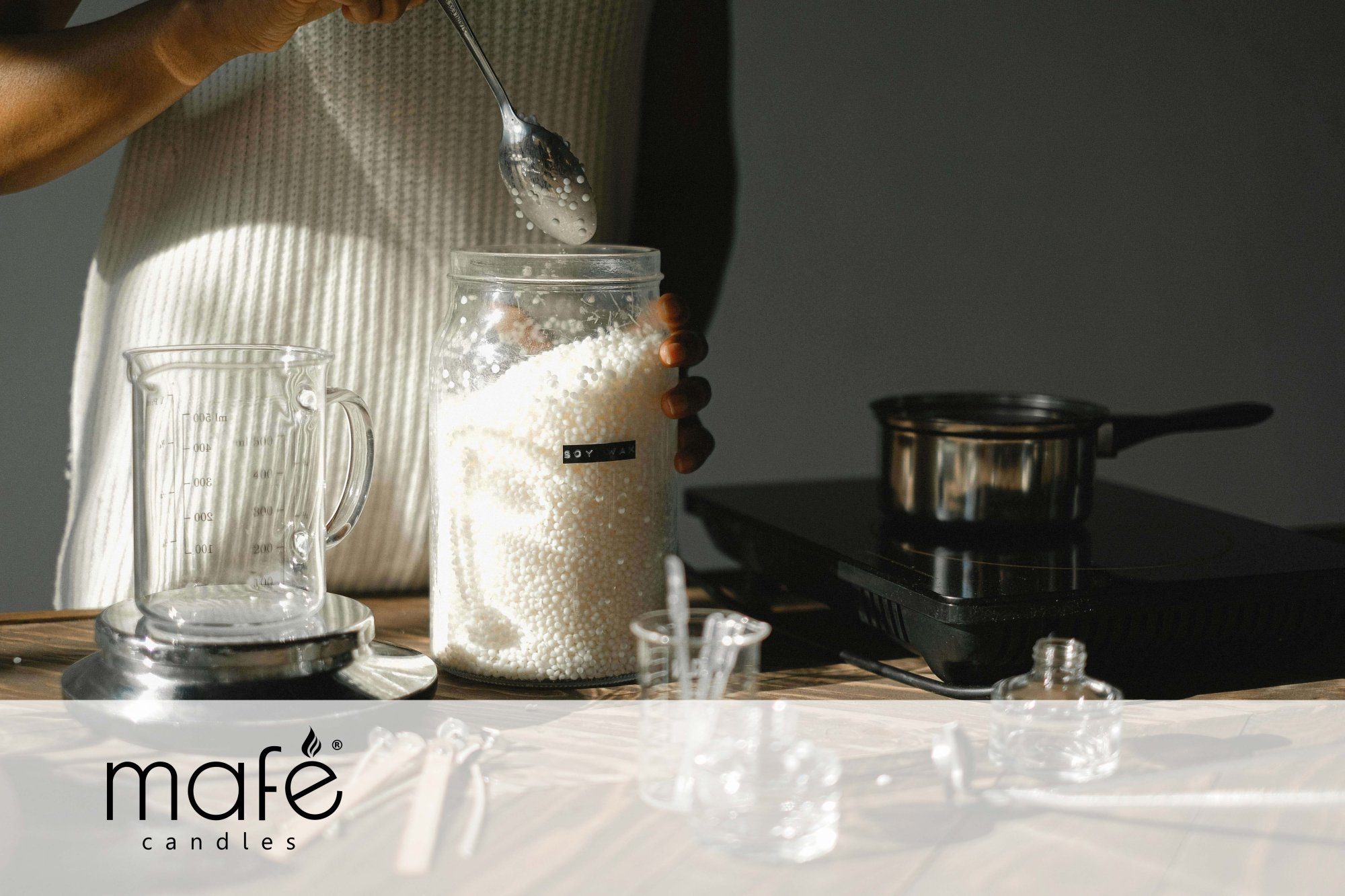 Proč parafínový vosk vyměnit za sójový