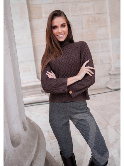 Magenta 2025 tel logozott 3het12