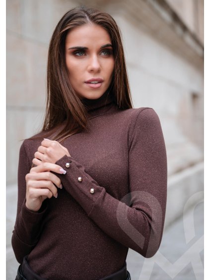 Magenta 2025 tel logozott 3het34