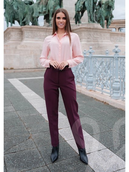 Magenta 2025 tel logozott 4het34