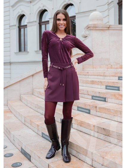 Magenta 2025 tel logozott 4het3