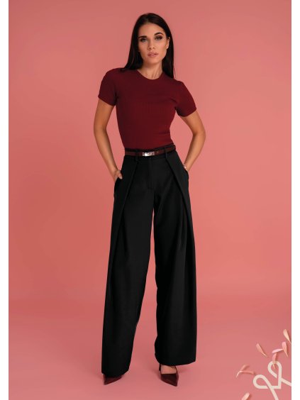 Magenta 2026 tavasz logozott 7het75