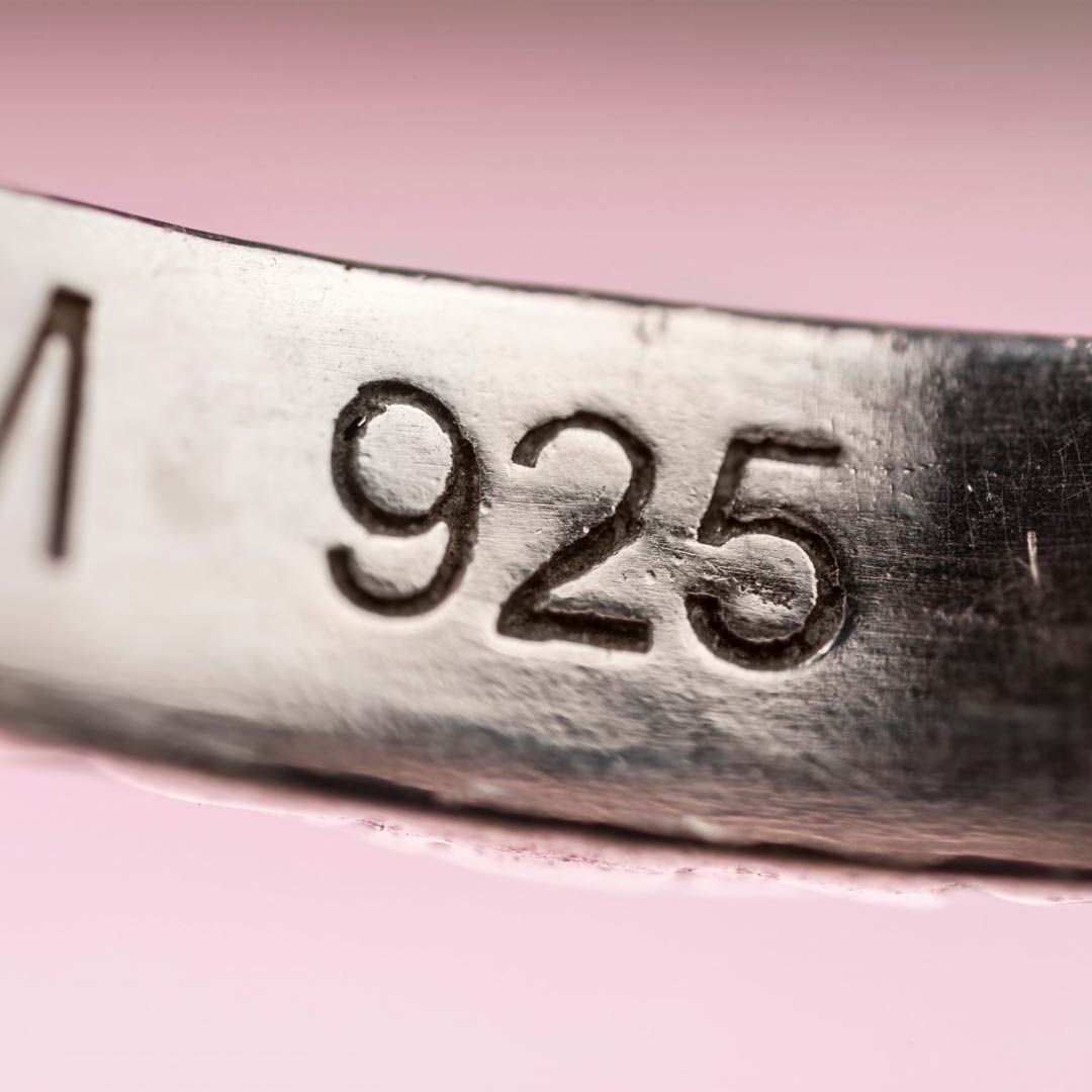 Ako overiť pravosť striebra doma? 5 jednoduchích domácich metód