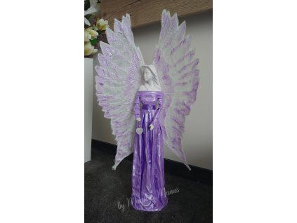 fialový s křišťálem