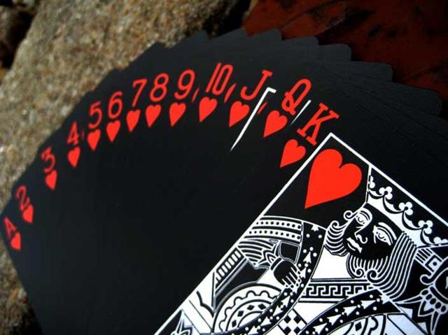 Bicycle GAFF deck + Black Tiger + Monarchs jsou zpět!