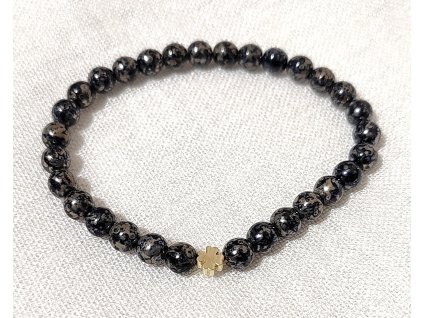 Korálkový náramek s kovovým doplňkem - černý s povrchovou úpravou