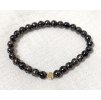 Korálkový náramek s kovovým doplňkem - černý s povrchovou úpravou