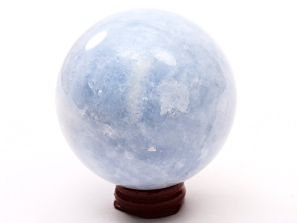 Kalcit modrý koule 75 mm 561 g přírodní kámen + dřevěný podstavec #K1053
