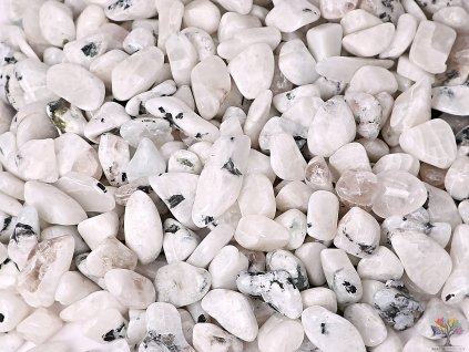 Tromlované kamínky Měsíční kámen bílý M o velikosti 15 - 25 mm - 1kg - Brazílie + až 10% sleva po registraci