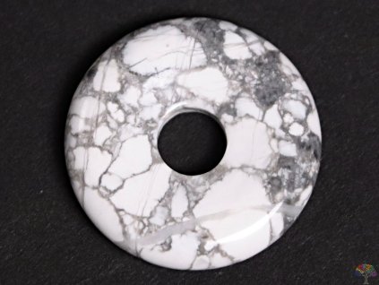 Přívěsek Donut z kamene Magnezit vel. 3 cm - #113