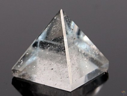Křišťál pyramida 30 x 30 mm