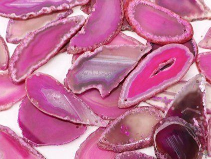 Agate slab pink with hole - size 4 - 7 cm #492