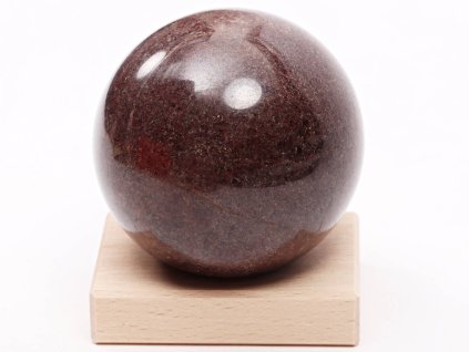 Granat kulisty 82 mm 1040 g naturalny kamień + drewniana podstawa #479
