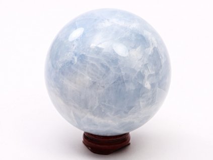 Kalcit modrý koule 80 mm 673 g přírodní kámen + dřevěný podstavec #K1047