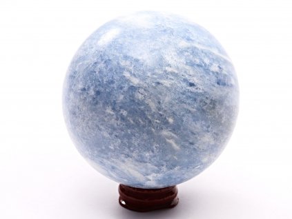 Kalcit modrý koule 85 mm 887 g přírodní kámen + dřevěný podstavec #K1052
