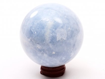 Kalcit modrý koule 75 mm 561 g přírodní kámen + dřevěný podstavec #K1053