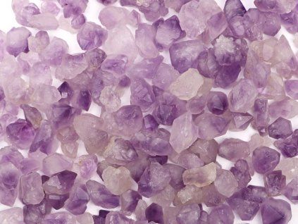 Amethyst spire 1 - 2 cm #649
