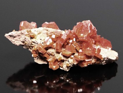 Vanadinit sbírkový minerál 5 - 10 g  Maroko #ZM228