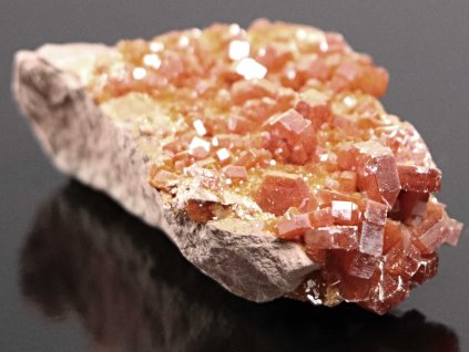 Vanadynit minerał kolekcjonerski 15 - 20 g  Maroko #VD03