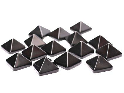 Obsidián pyramida 20x20x12 mm #ZM21