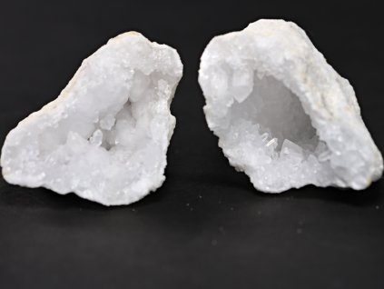 Křišťál geoda 180g - Maroko #K1569