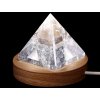 Křišťál pyramida 42 x 42 mm + LED světlo - TOP kvalita #111