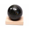 Labradorit koule 72 mm 514g přírodní kámen + dřevěný podstavec #C529