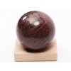 Granat kulisty 75 mm 790 g naturalny kamień + drewniana podstawa #480