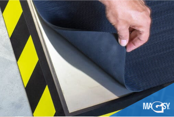 Magnetic industrial mats
