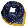 Šátek saténový - modrý puntíkovaný se zlatým okrajem