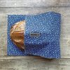 Chlebapsa - kapsa na chléb, modrá s bílou kvítkokresbou