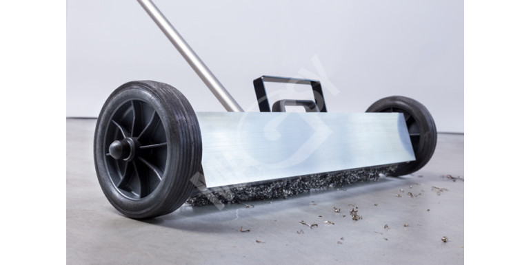 Magnetic sweepers