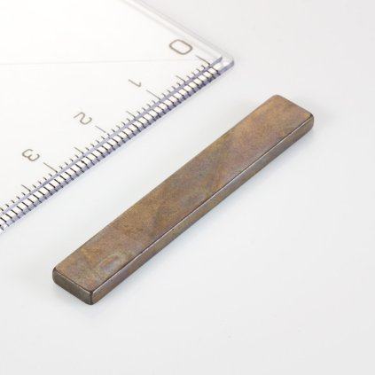 1771 neodymovy magnet kvadr 45x7x2 5 p 180 c vmm5uh n35uh