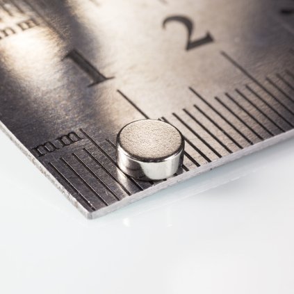 Neodymový magnet válec pr.5x2 N 80 °C, VMM5 (Počet kusů 1 ks)