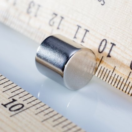 Neodymový magnet válec pr.11x11 N 80 °C, VMM7-N42 (Počet kusů 1 ks)