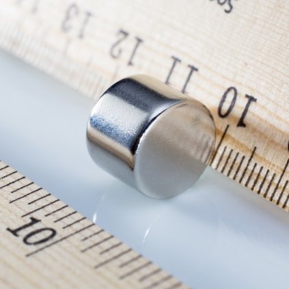 Neodymový magnet válec pr.12x9 N 80 °C, VMM7-N42 (Počet kusů 1 ks)
