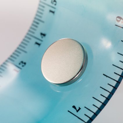 Neodymový magnet válec pr.13x2 N 80 °C, VMM7-N42 (Počet kusů 1 ks)