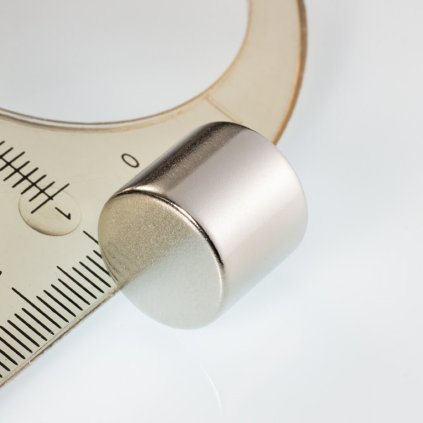 Neodymový magnet válec pr.14x13 N 80 °C, VMM7-N42 (Počet kusů 1 ks)