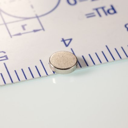 Neodymový magnet válec pr.4x1 N 80 °C, VMM5-N38 (Počet kusů 1 ks)