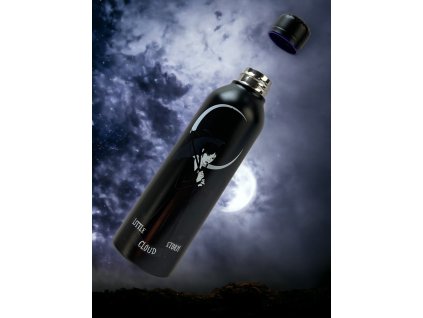 Lahev nerezová s postavou, Wednesday