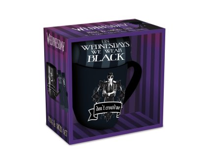 Dárkový set "Wear Black" hrnek + ponožky, Wednesday