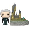 7343 Funko POP! Town 33 Minerva Mcgonagallová s hradem 2