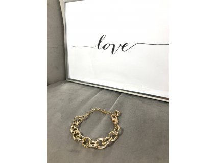 Náramek zlaté barvy