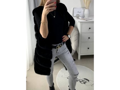 Černá kožešinová vesta